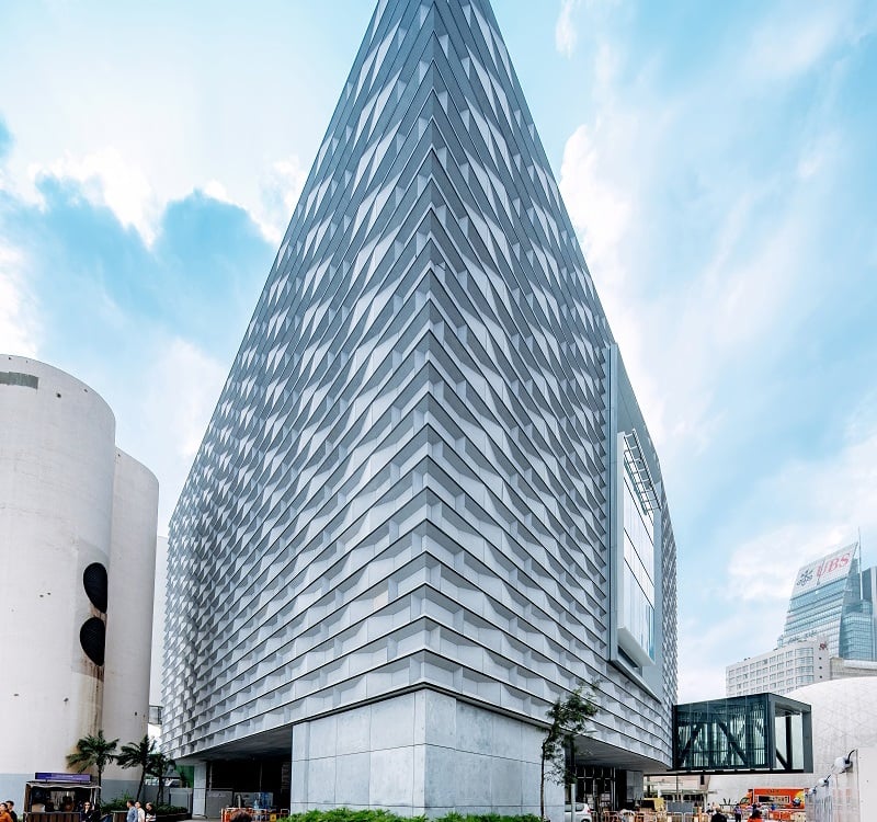 Wellenähnliche Modulfassade am Kunstmuseum in HongKong