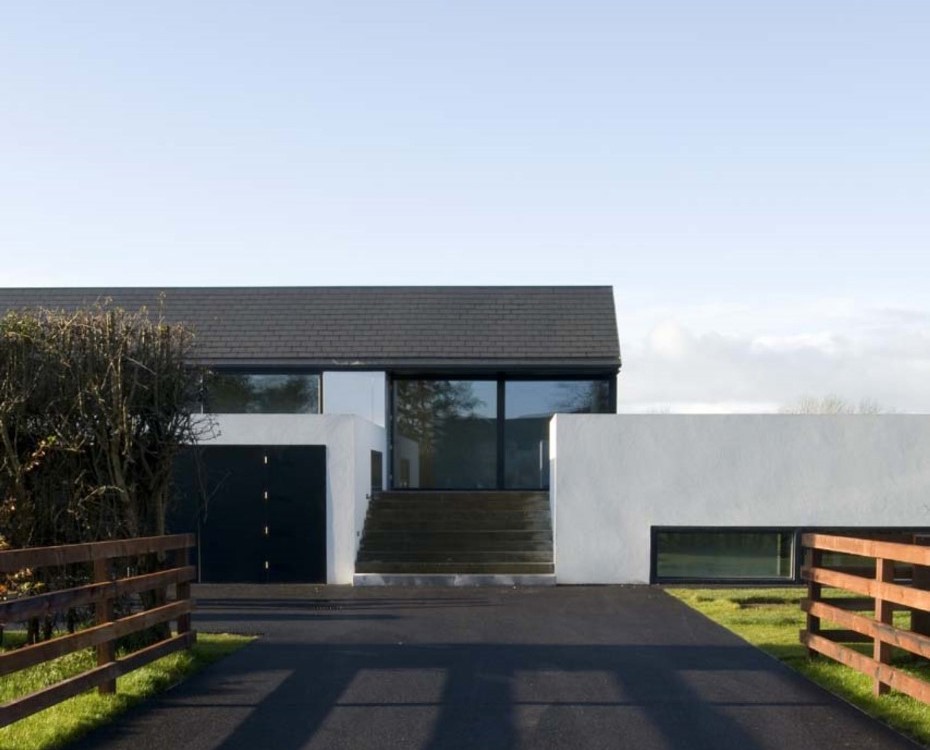 Building Of The Month - January 2017 - House Behind a Hedge