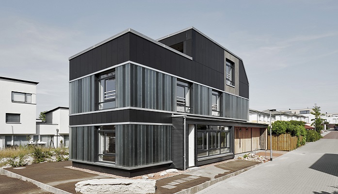 Une construction expérimentale avec des panneaux de façade en fibres-ciment recyclés EQUITONE