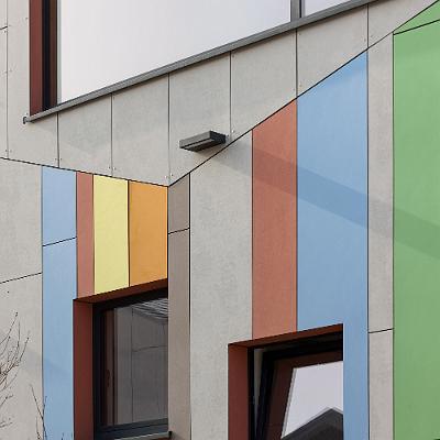 La façade du Collège Da Vinci à Perwez, source d'inspiration pour les élèves