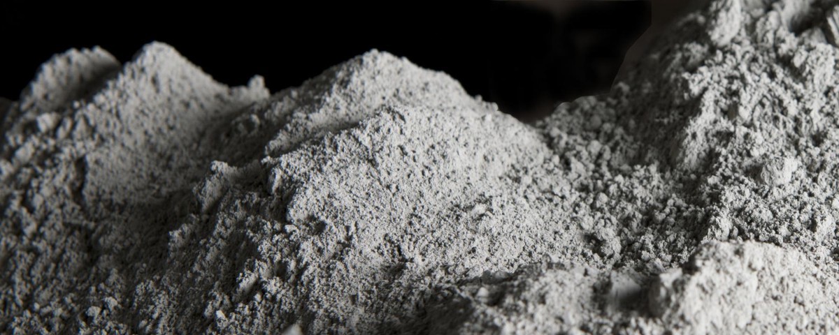 Etex en Heidelberg Materials Benelux onthullen baanbrekende recyclingmethode voor vezelcement om koolstofarm cement te produceren