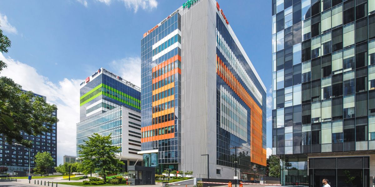 Green Court, clădire de birouri, București, EQUITONE [tectiva] TE90