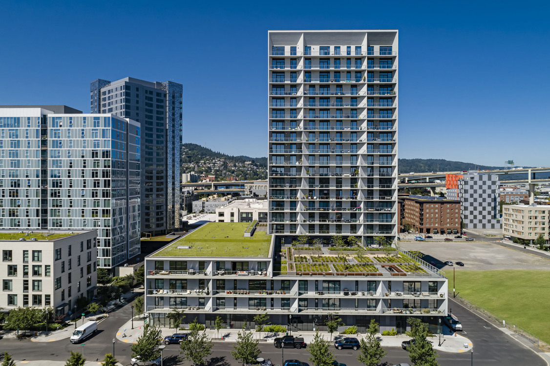 14 projets EQUITONE étaient en lice pour le titre de bâtiment de l’année 2021 