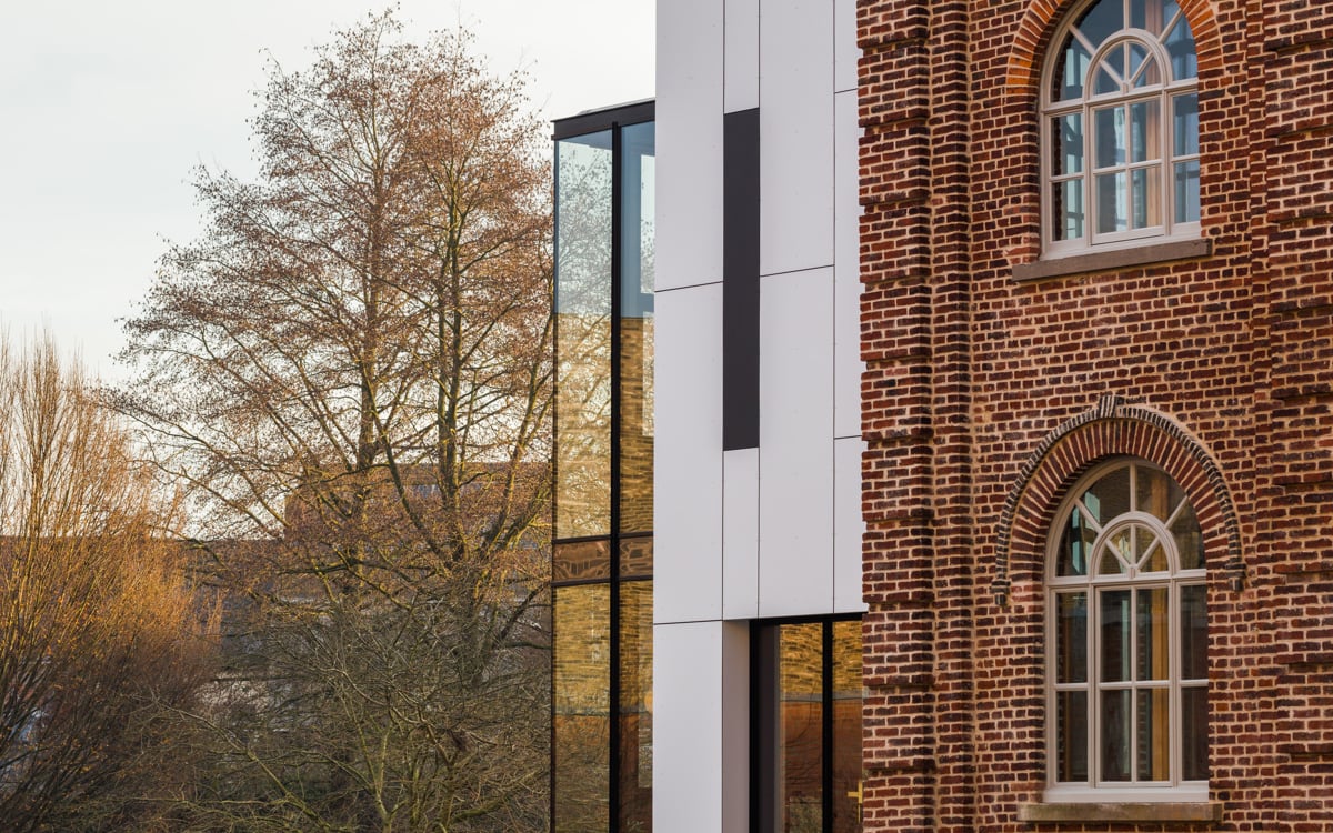 "DUURZAAMHEID ZIT IN HET DNA VAN ONS KANTOOR” - PM Architecten