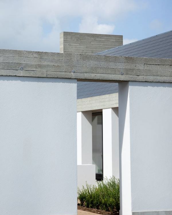 Building Of The Month - October 2015 - Leagaun House