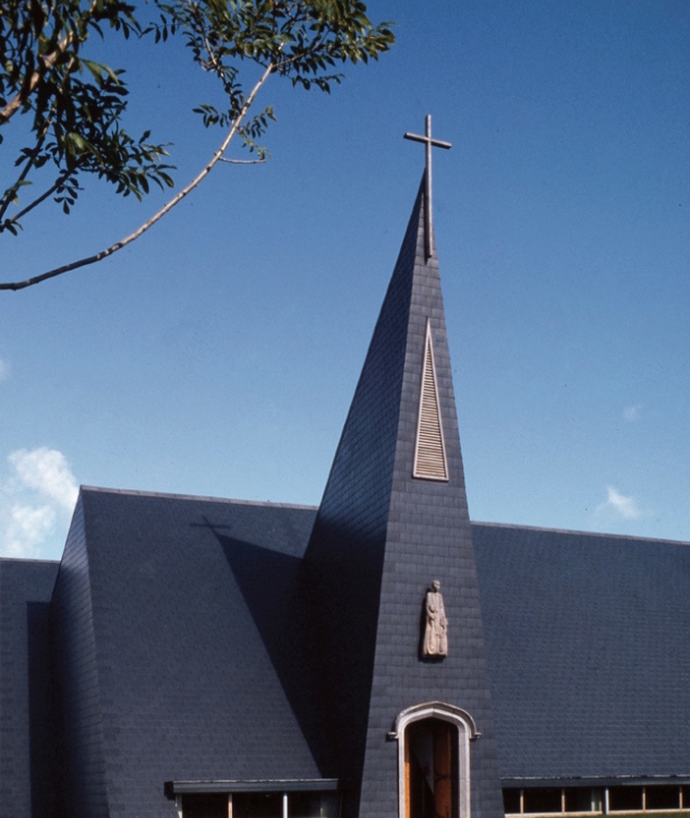 Building Of The Month - December 2016 - Five Churches