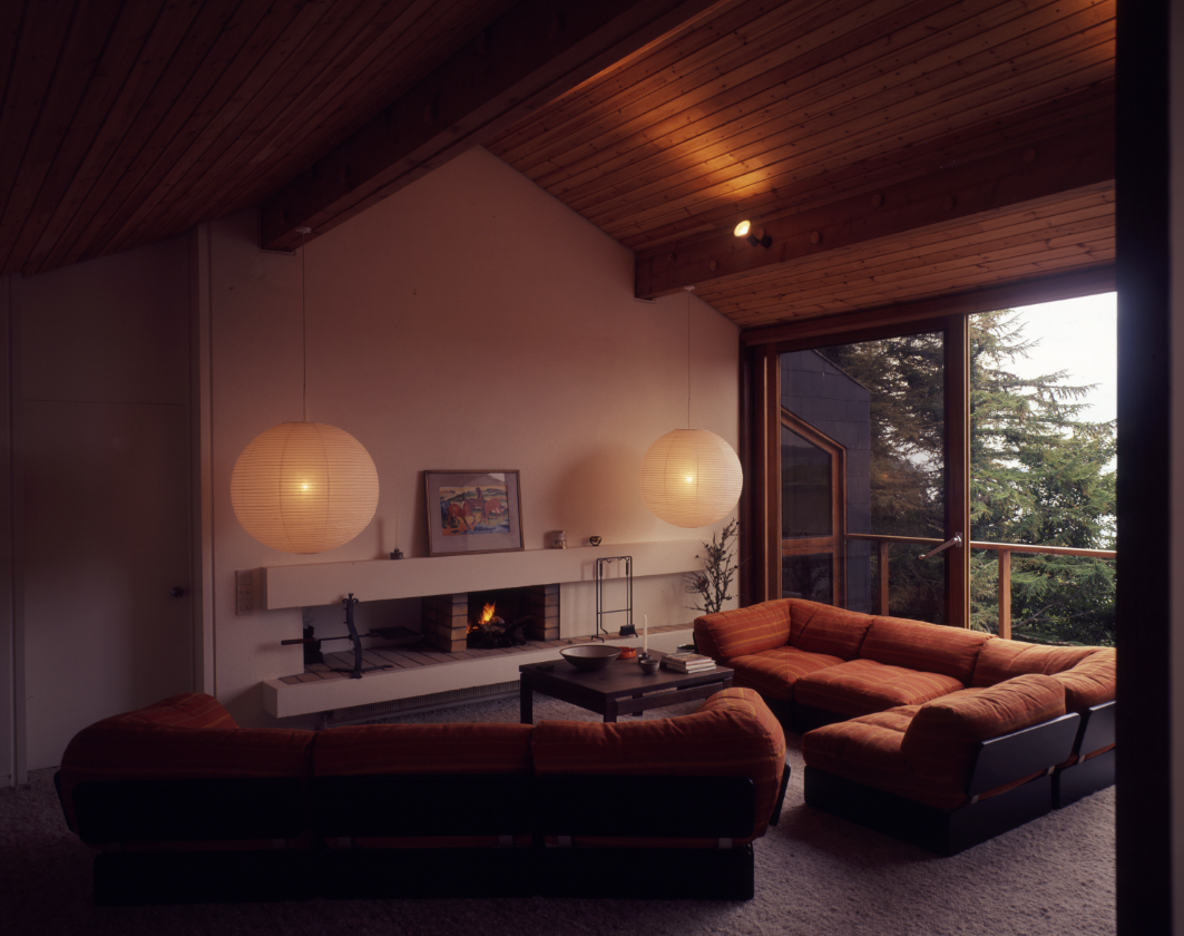 Building Of The Month - August 2017 - Holiday House