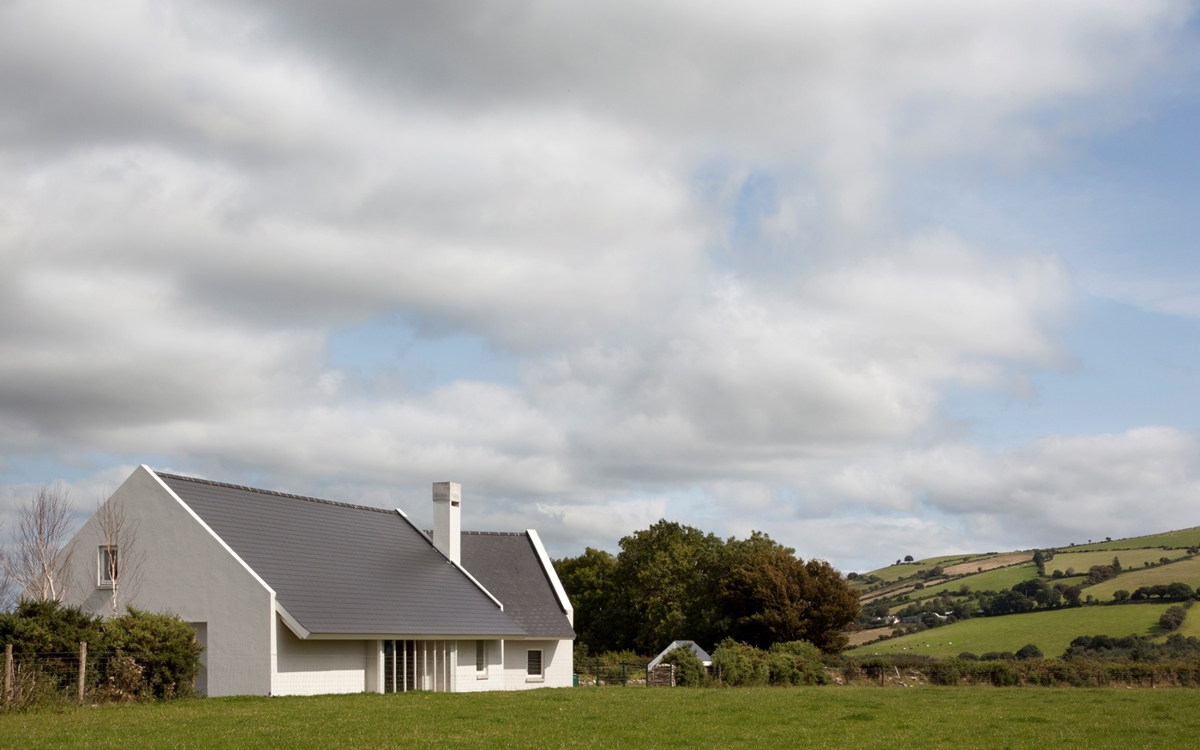 Building Of The Month - June 2017 - Bealalaw House