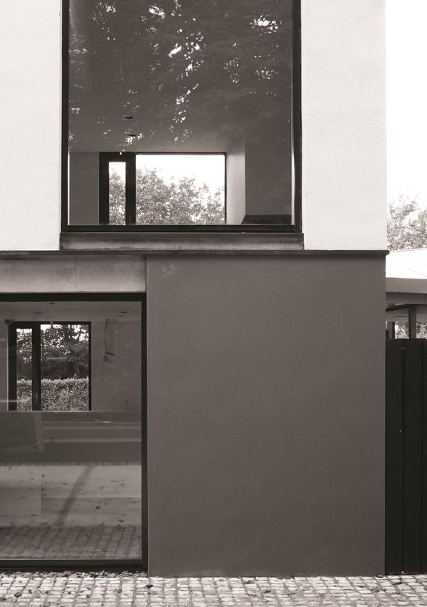 Building Of The Month - Dowling House - November 2018