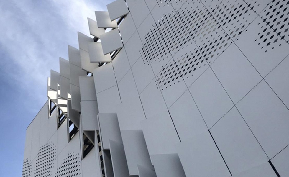 Design sem limites: fachadas singulares com painéis de fibrocimento EQUITONE