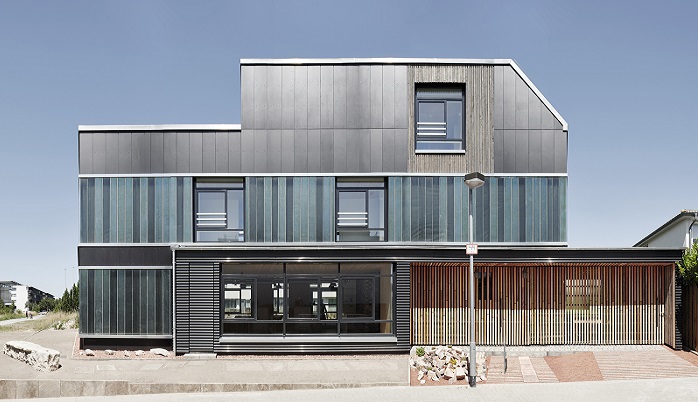 Experimental construction using recycled fibre cement panels