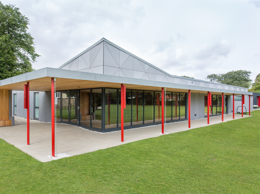 equitone miesto architektūra