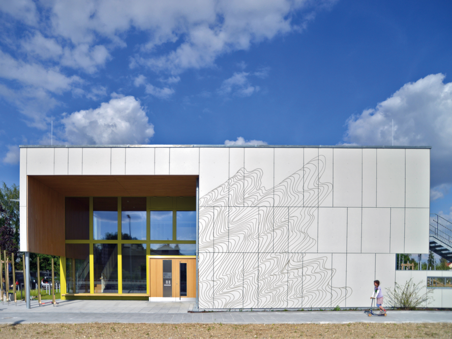 equitone miesto architektūra