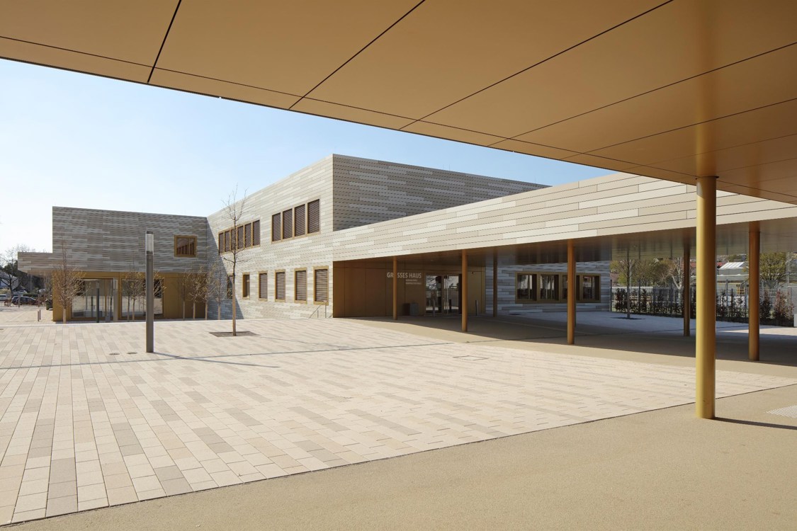 What to think about when renovating the facade of educational buildings?