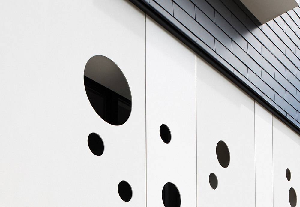 Ornament und Transparenz 03 Beigem EQUITONE.jpg