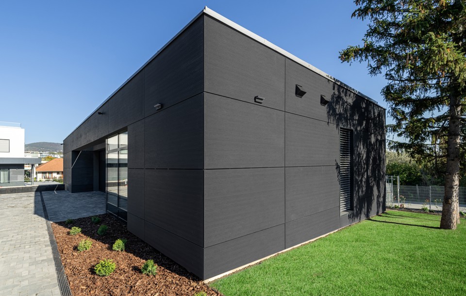 Equitone Laboratory & offices in Budapest