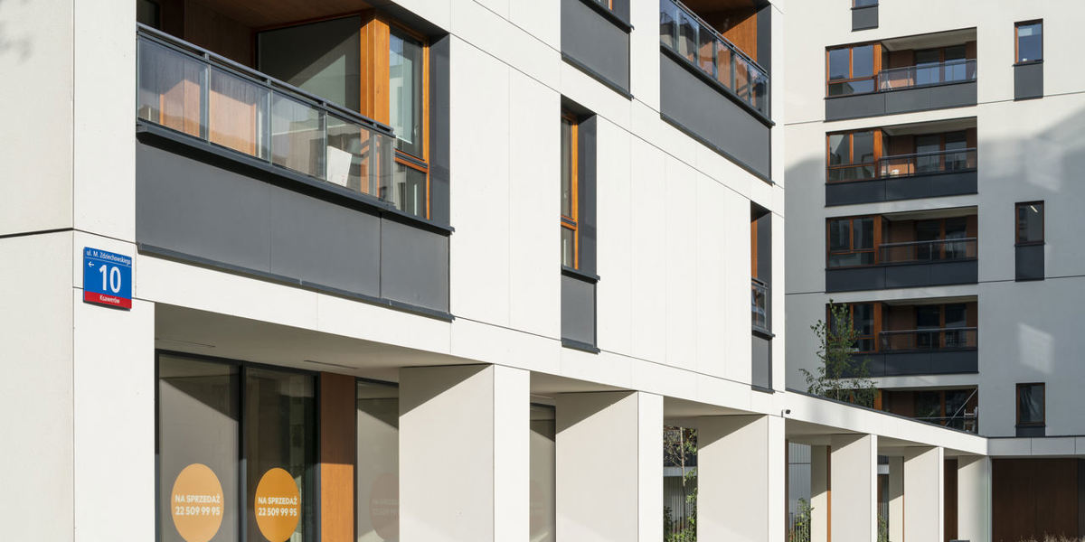 EQUITONE [tectiva] TE00 i TE10 na elewacji inwestycji Holm House w Warszawie