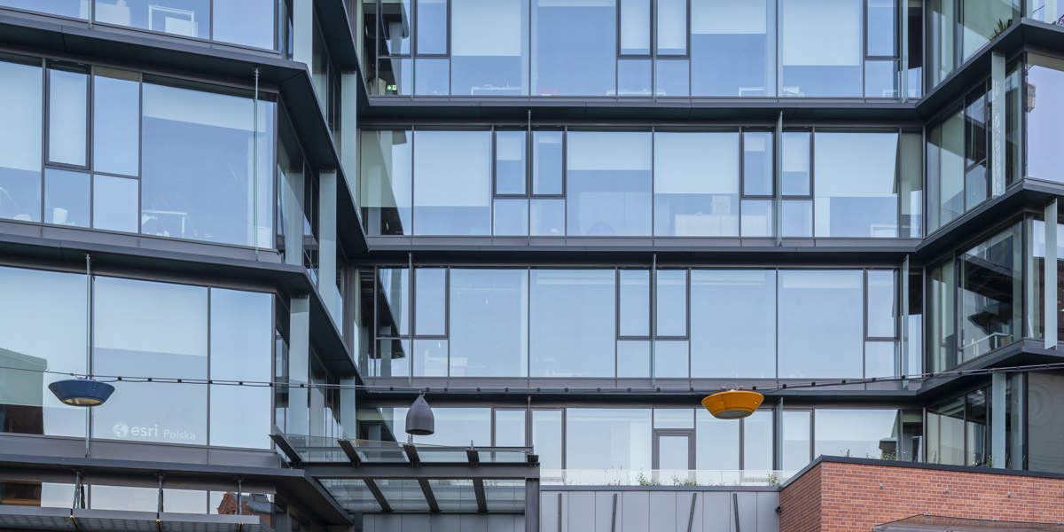 Centrum Praskie Koneser Waszawa - elewacje EQUITONE