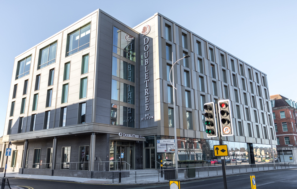 Doubletree by Hilton Hull 