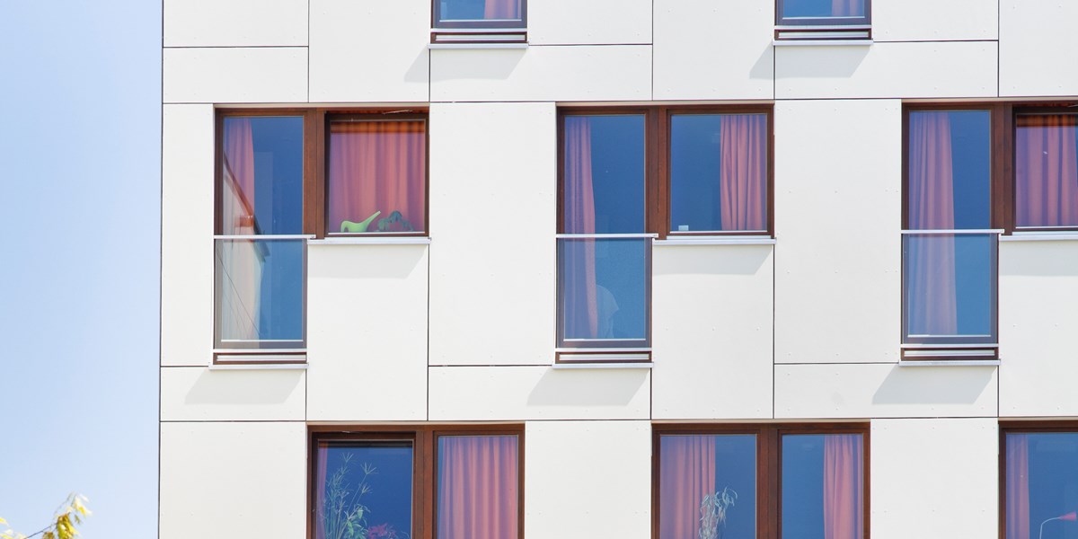 High-strength fiber cement